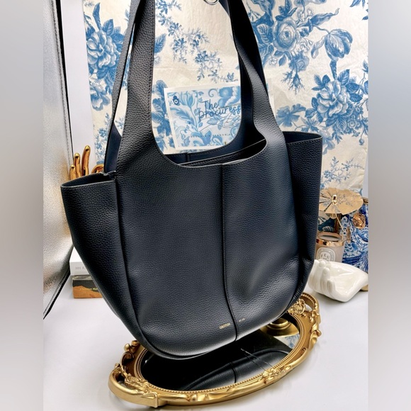 🆕 OROTON 🧿 NWOT Emilia Tote Bag, Navy Blue Leather - Picture 2 of 13